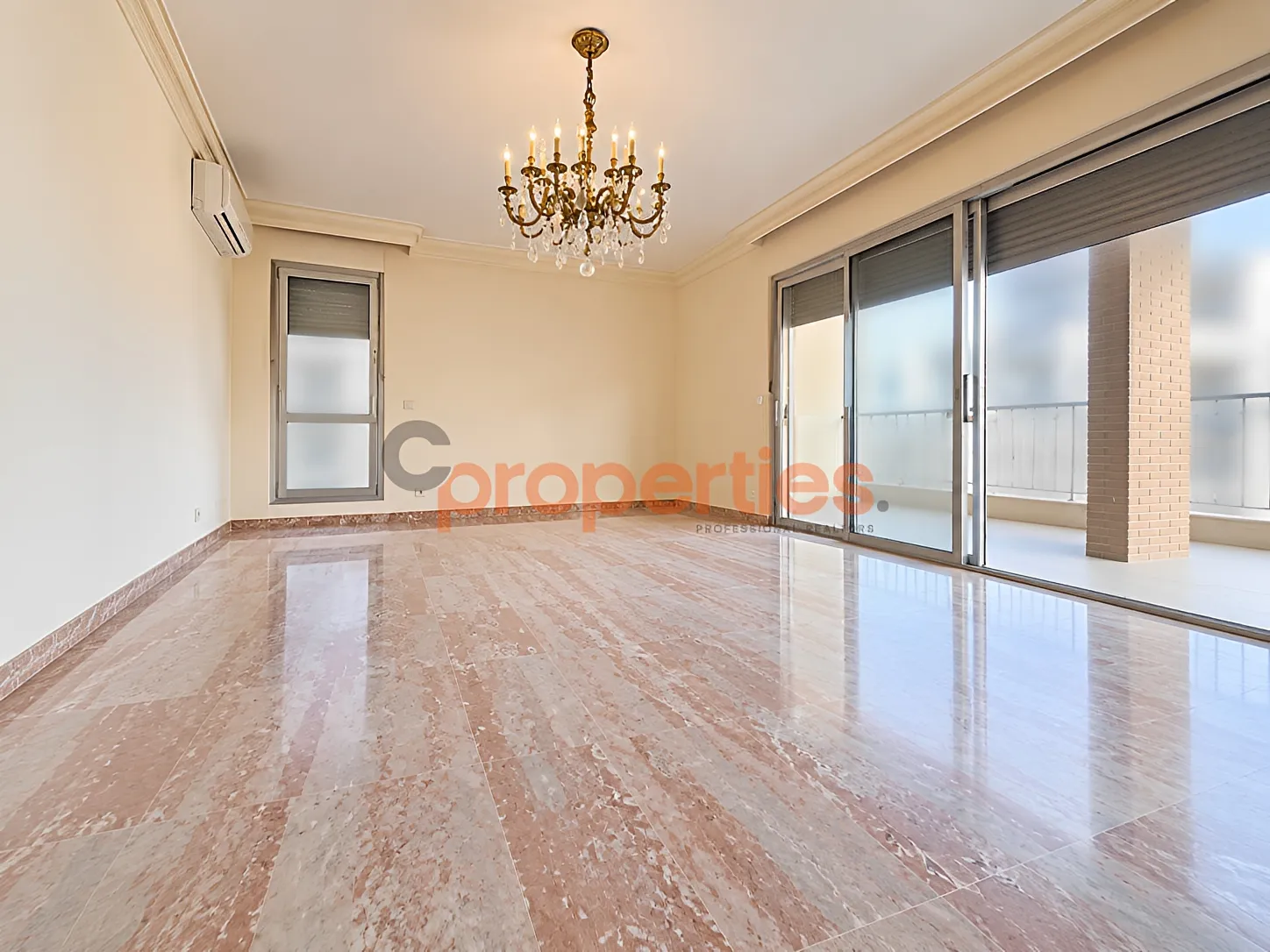Apartment for Sale in Verdun