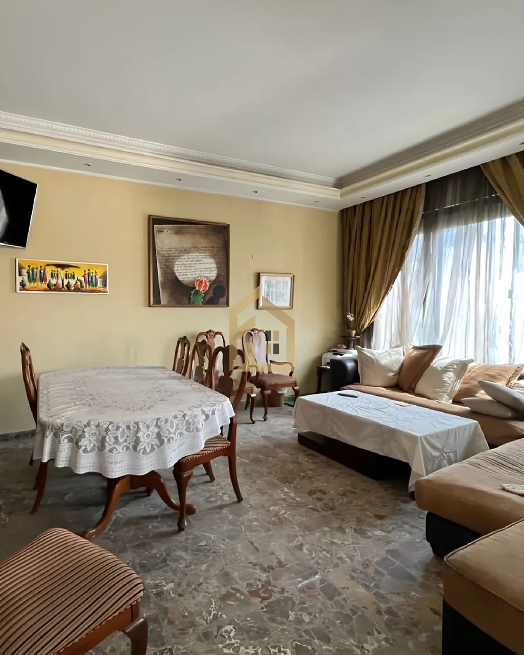 Apartment for sale in Achrafieh, Beirut, Lebanon - 3 bed, 4 bath