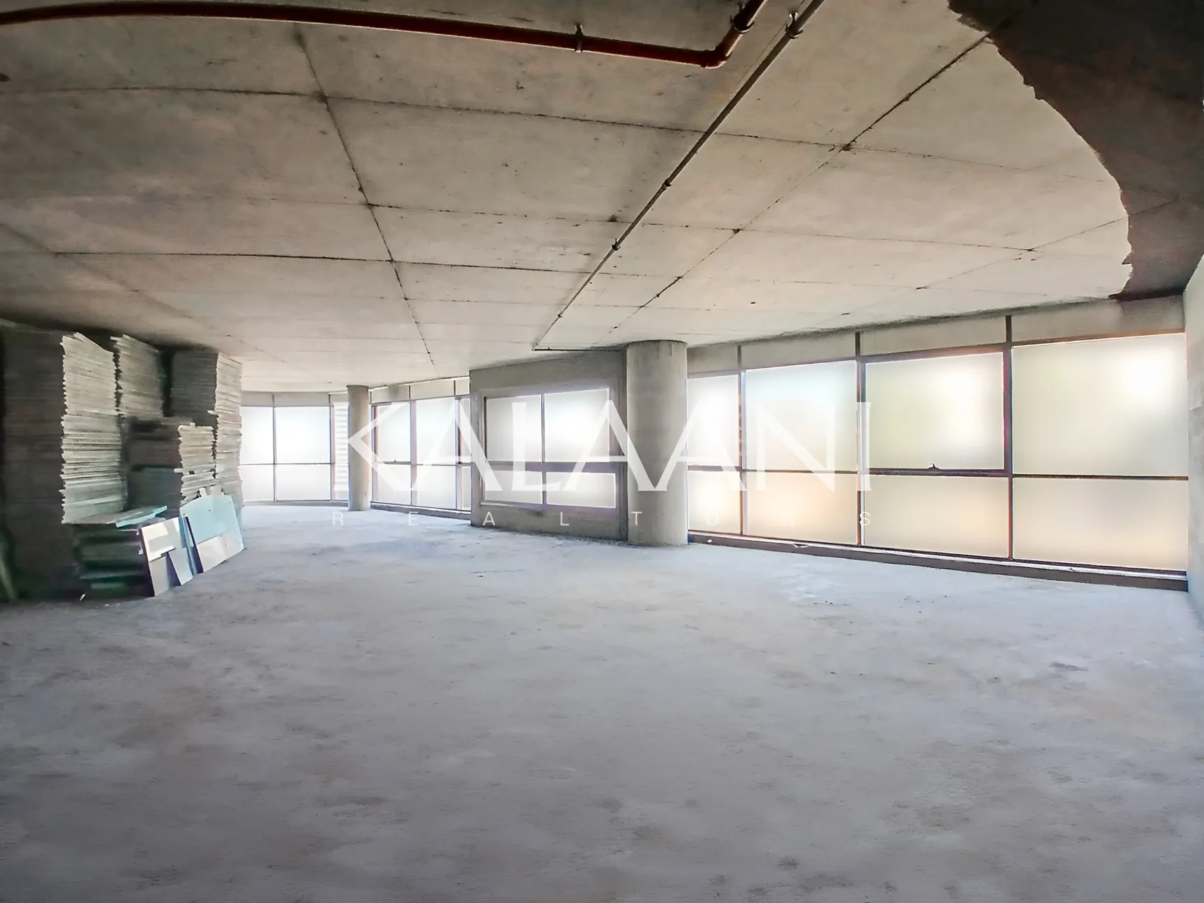 Office for rent in Hazmieh