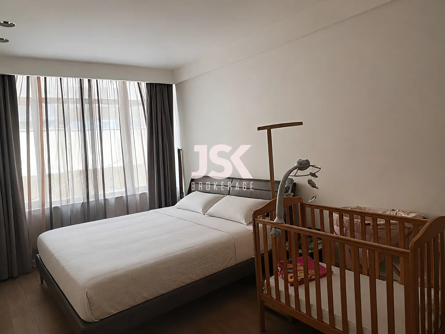 Apartment for Rent in Ras Al Naba'a