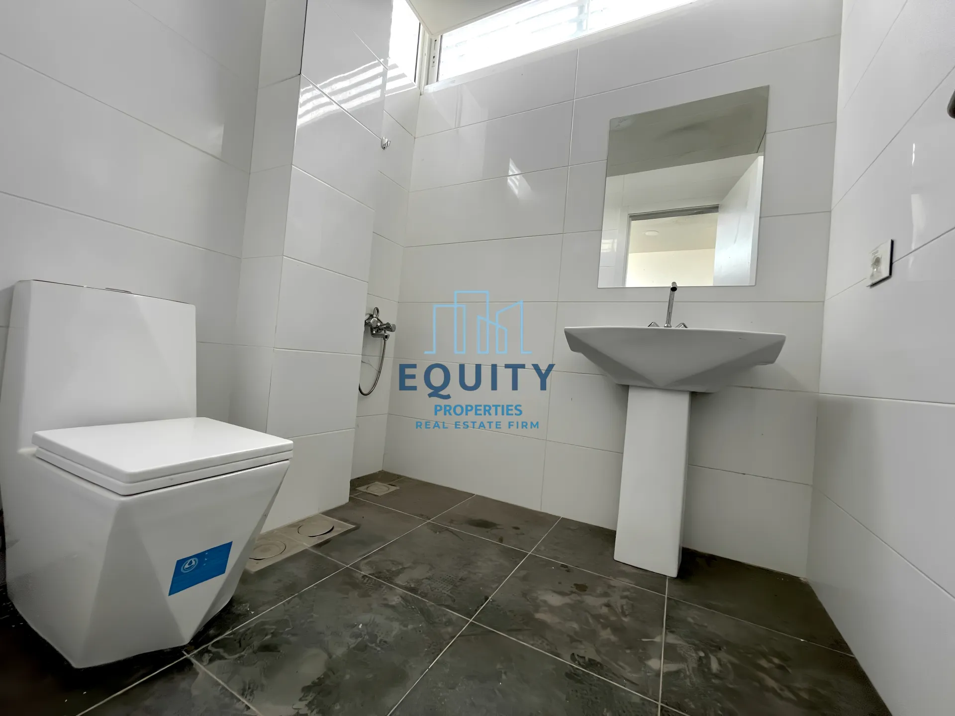 Commercial for Rent in Zouk Mosbeh