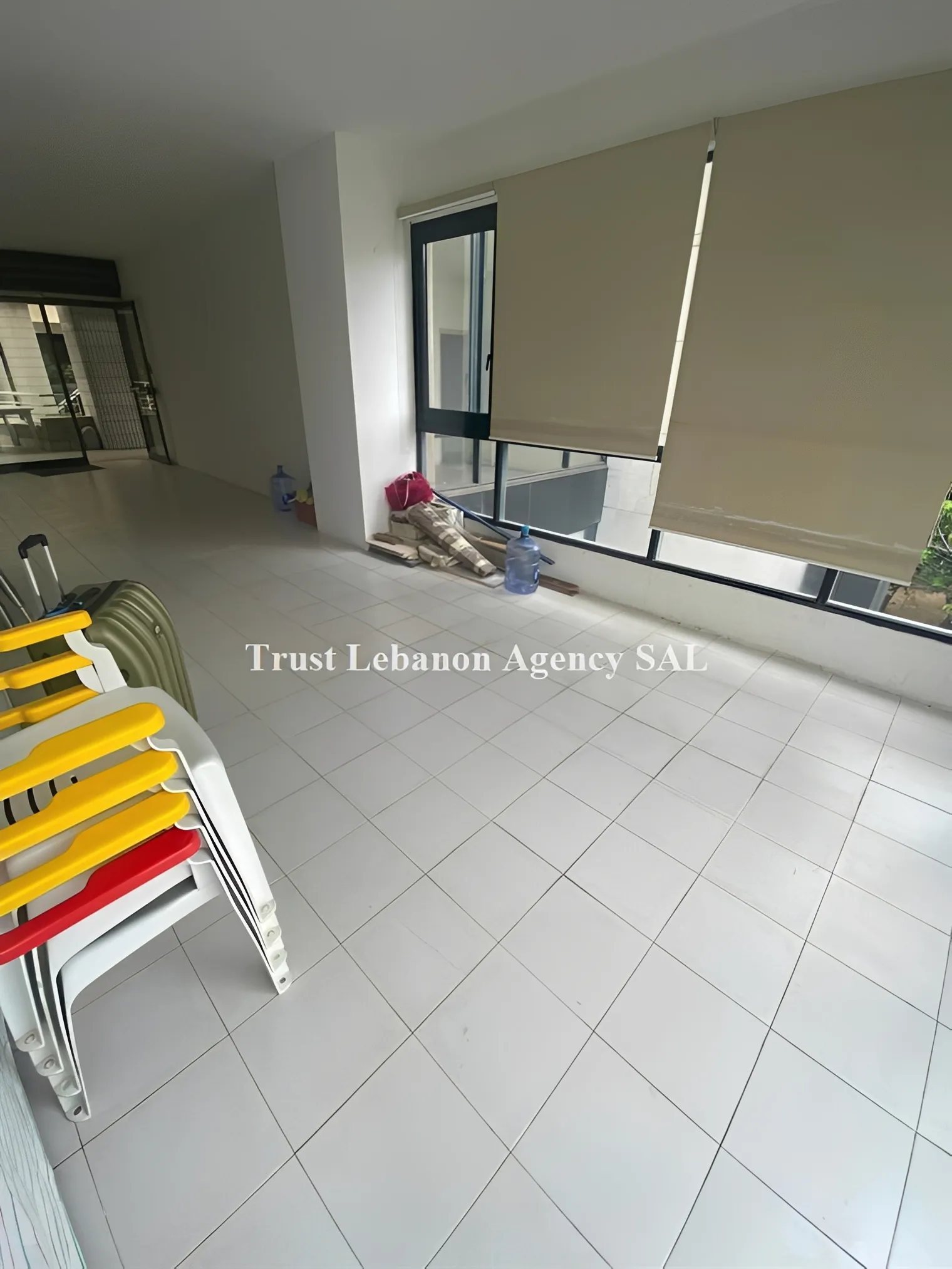 Office for sale in Metn, Zalka
