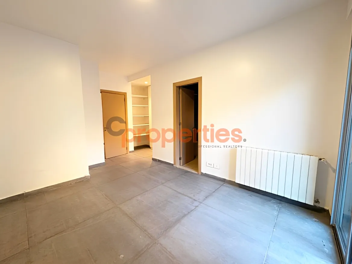 Apartment for Rent in Louaizeh