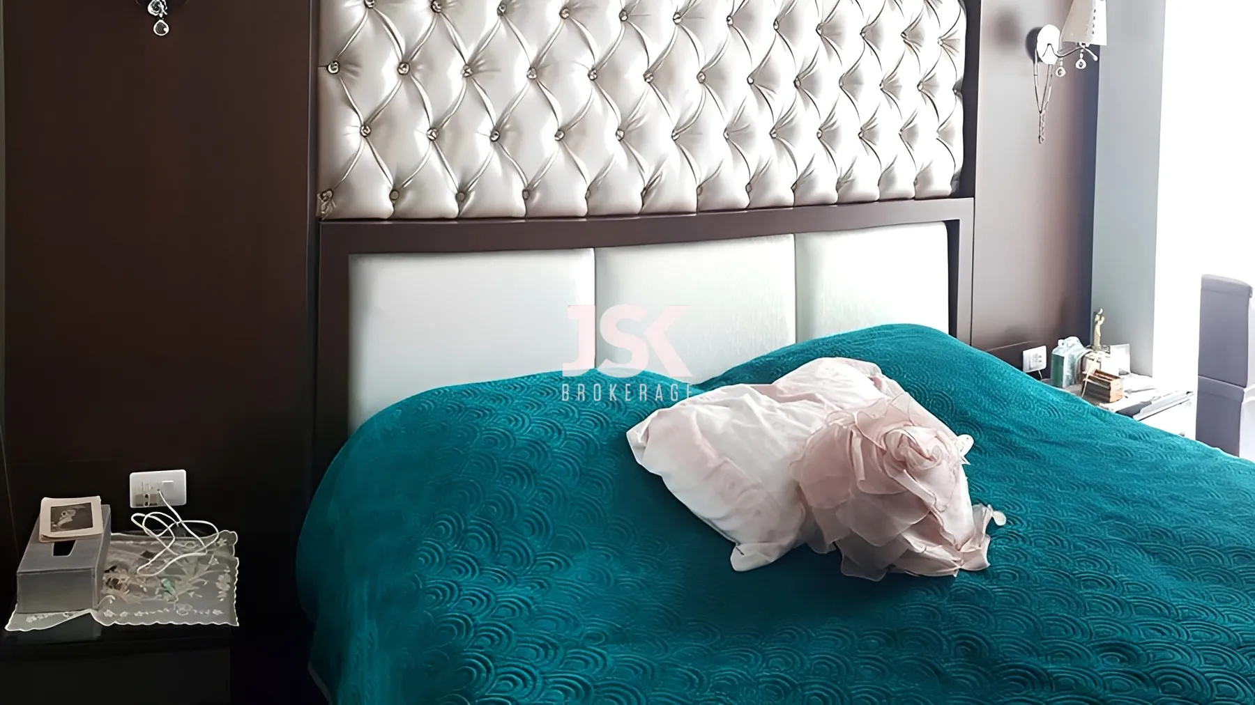 Apartment for Sale in Safra