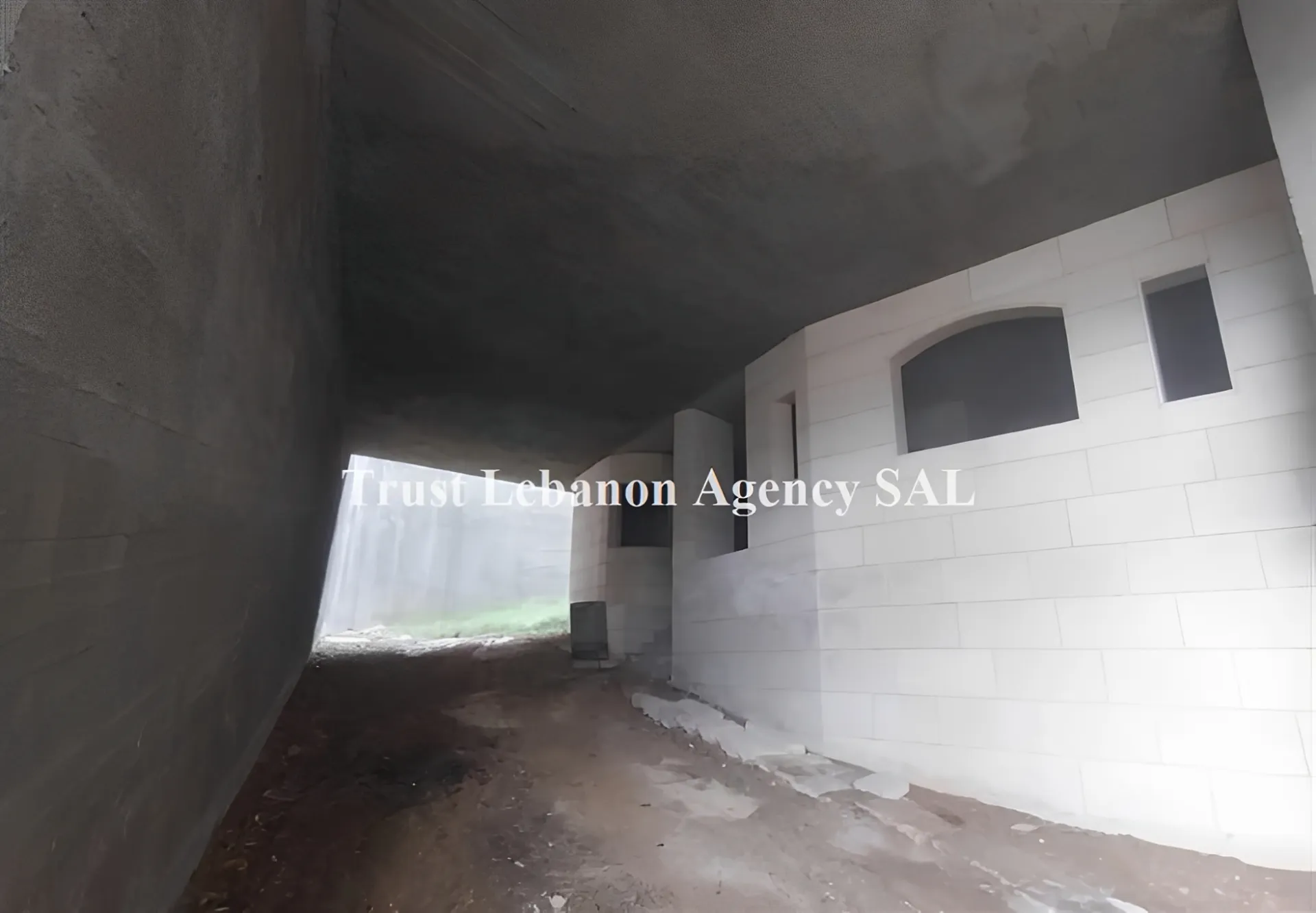 Villa for Sale in Baabda Botchay - 6 bed, 12 bath