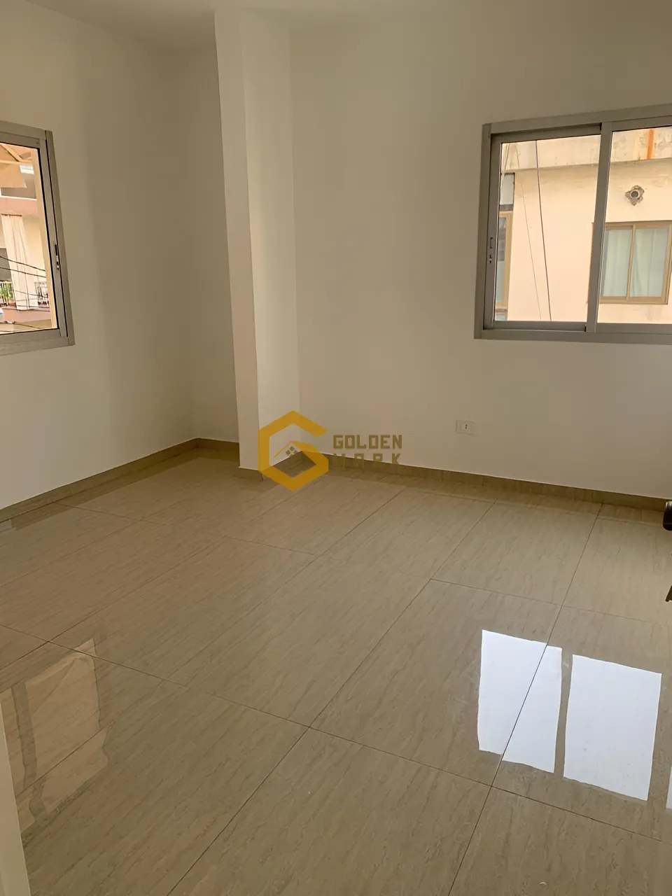 Apartment for Sale in Zouk Mosbeh - 3 bed, 4 bath
