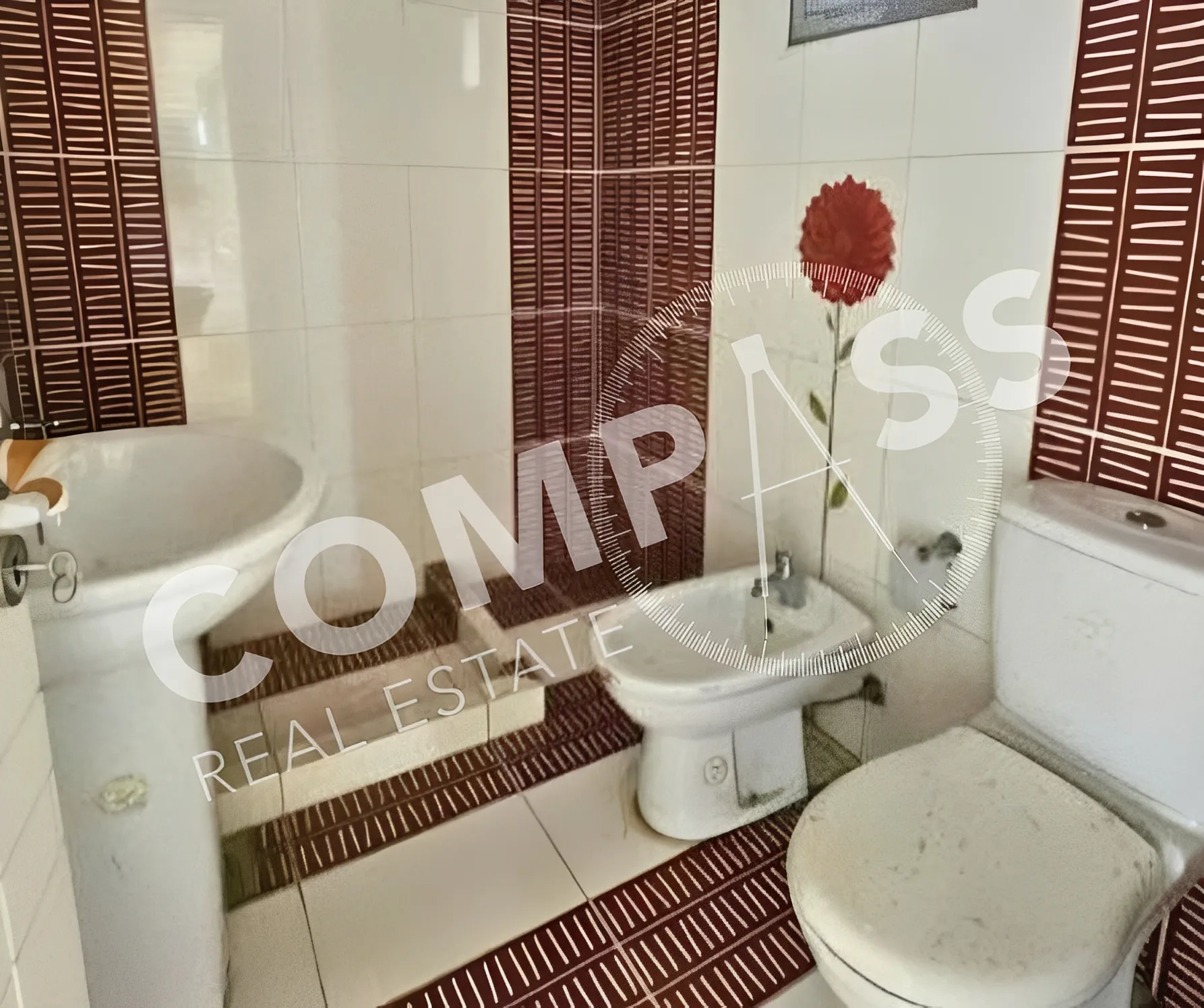 Apartment for Sale in Mar Elias, Beirut - 3 bed, 3 bath