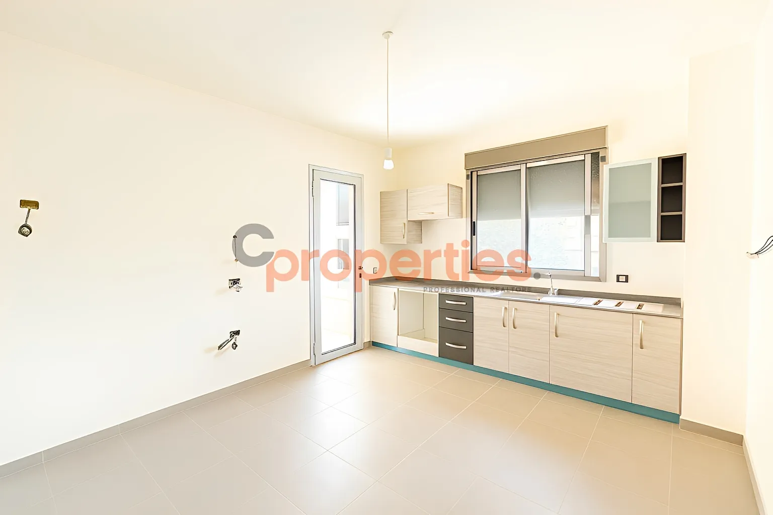 Apartment for Sale in Haret Sakher