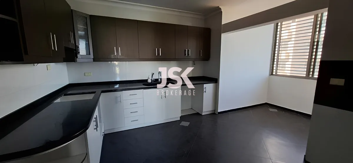 Apartment for Sale in Qornet El Hamra, Lebanon