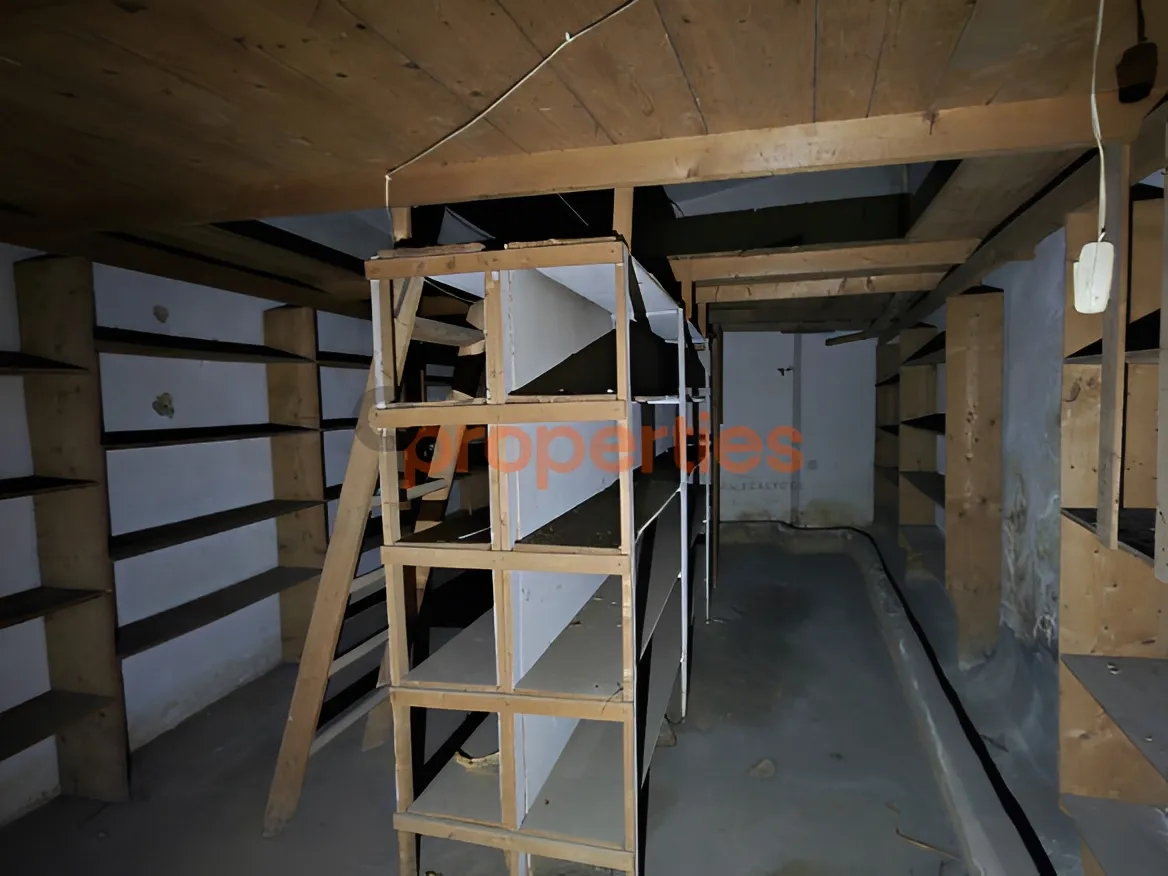 Shop for Sale in Forn El Chebbak