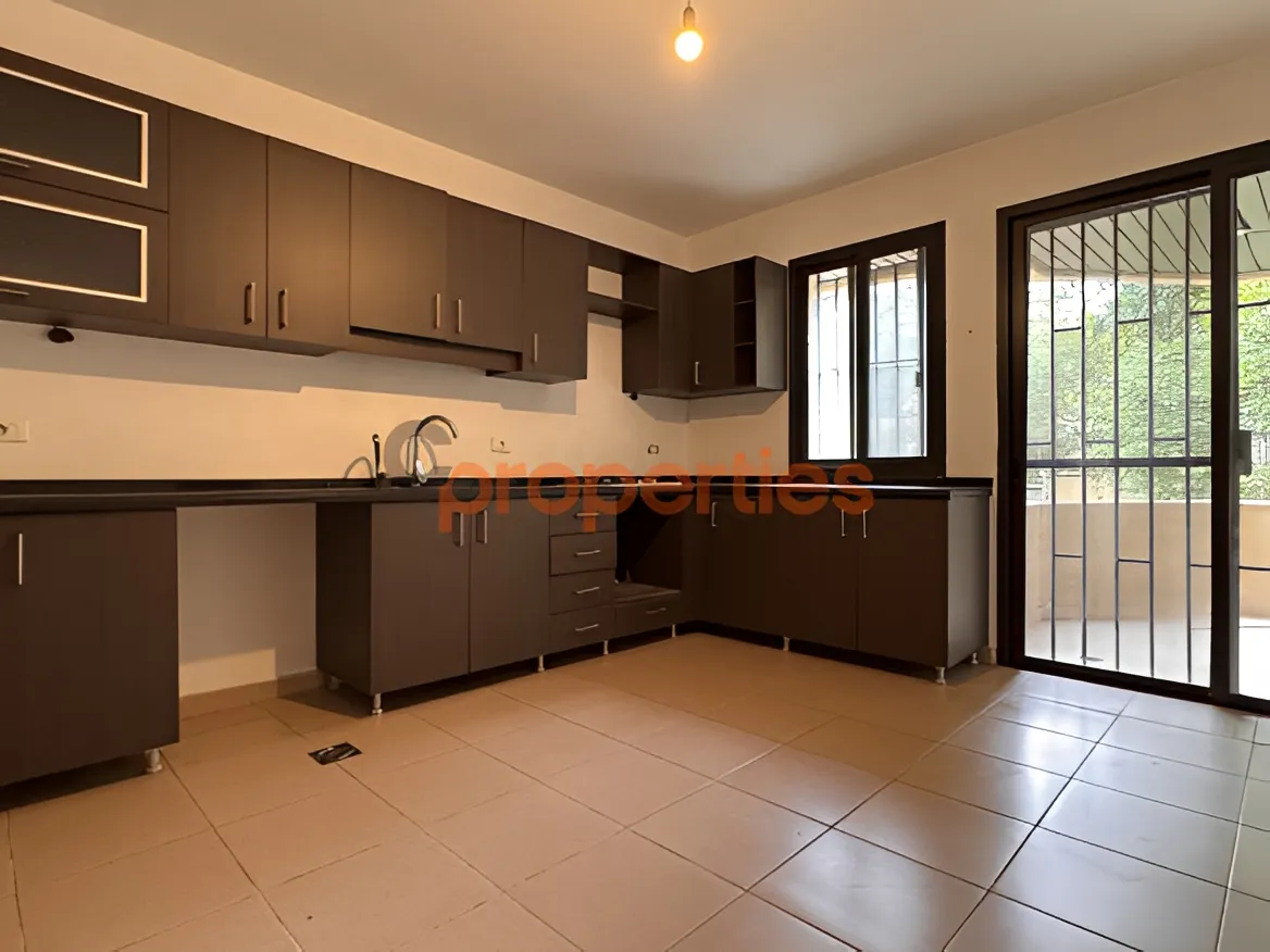 Apartment for Sale in Beit El Chaar