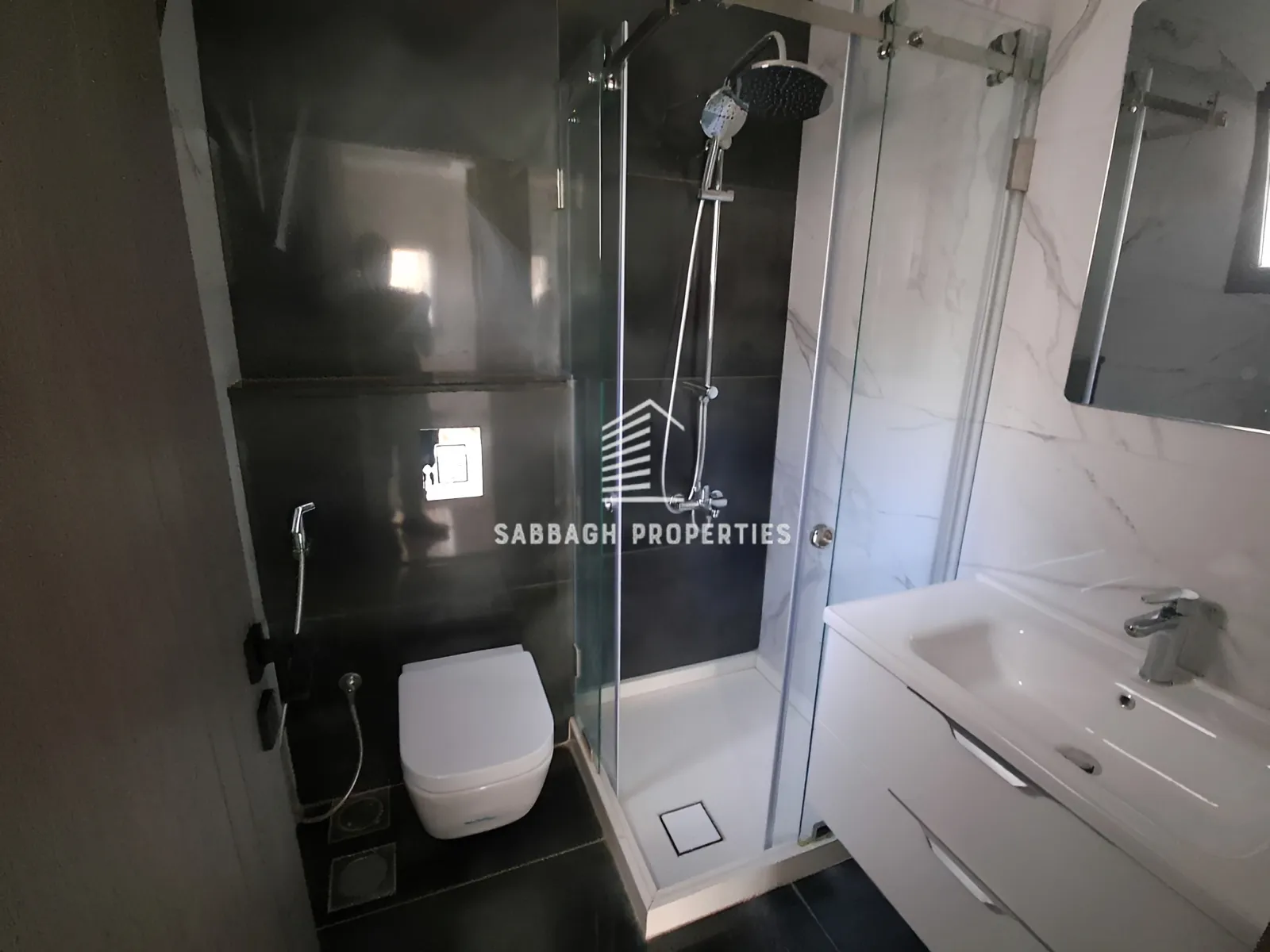 Apartment for rent in Achrafieh, beirut, lebanon