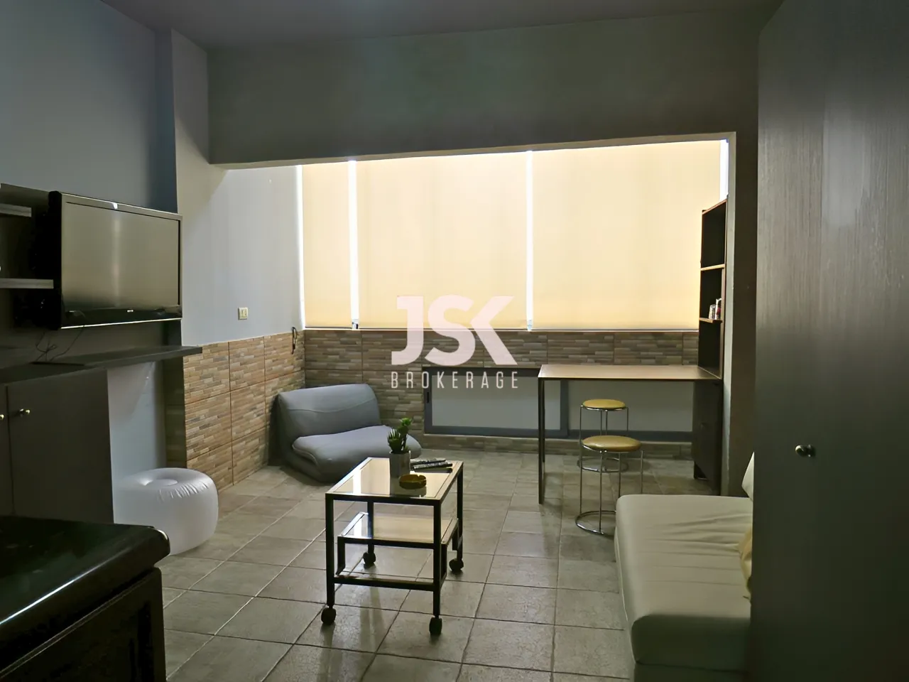 Apartment for Rent in Aamchit