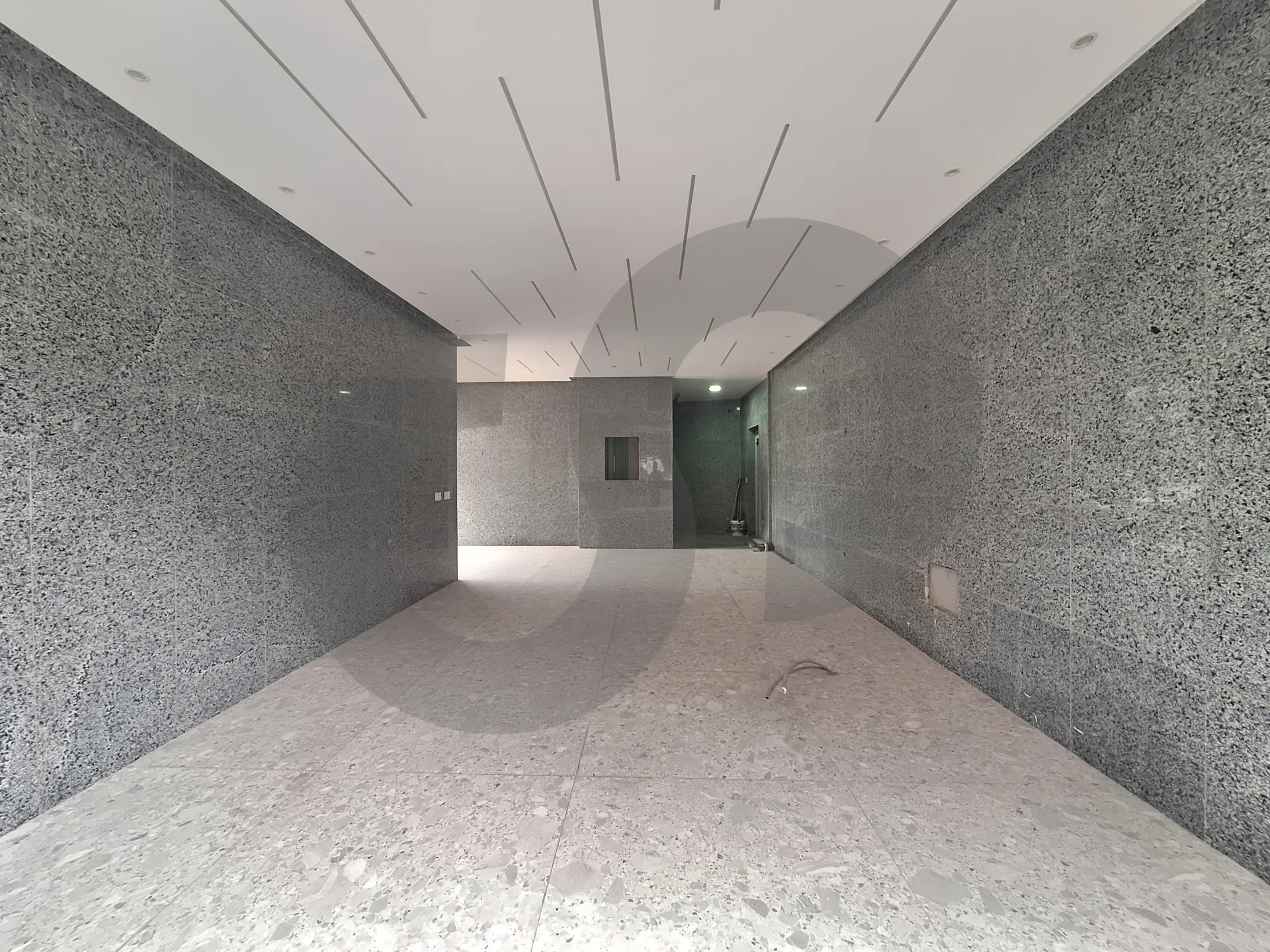 Commercial Property for Rent in Jdeideh