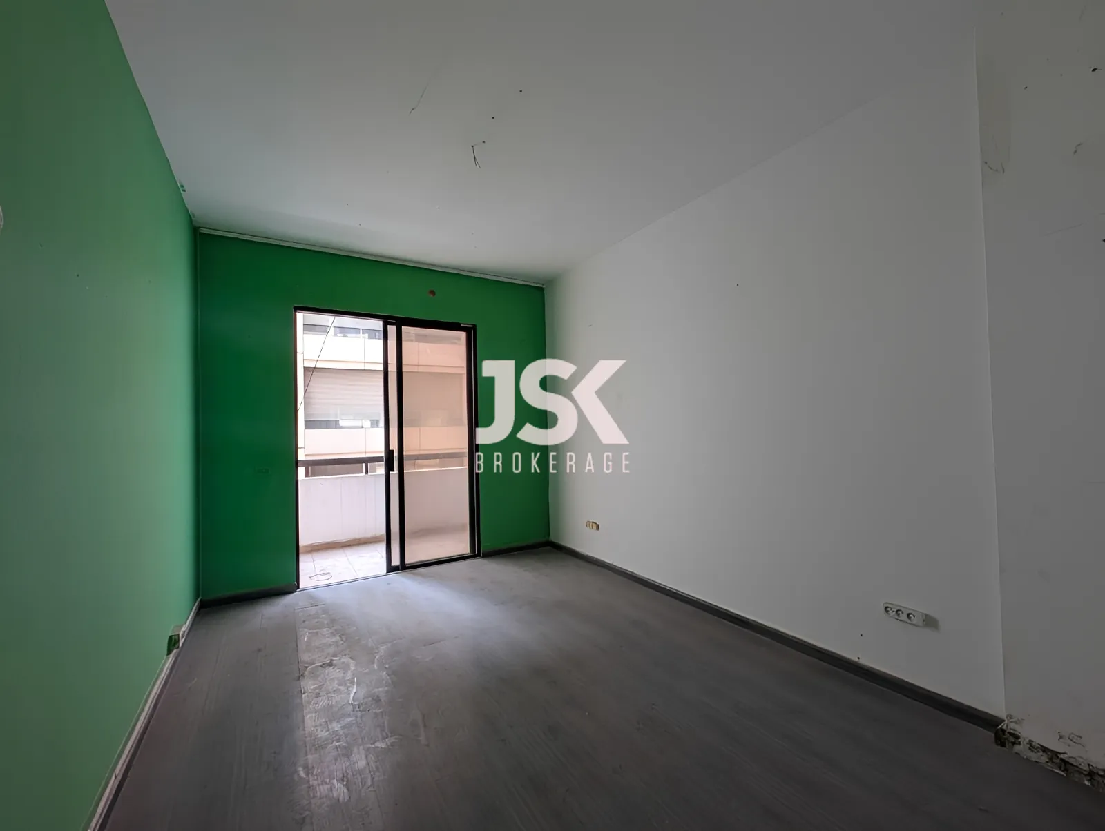 Office for Sale in Achrafieh