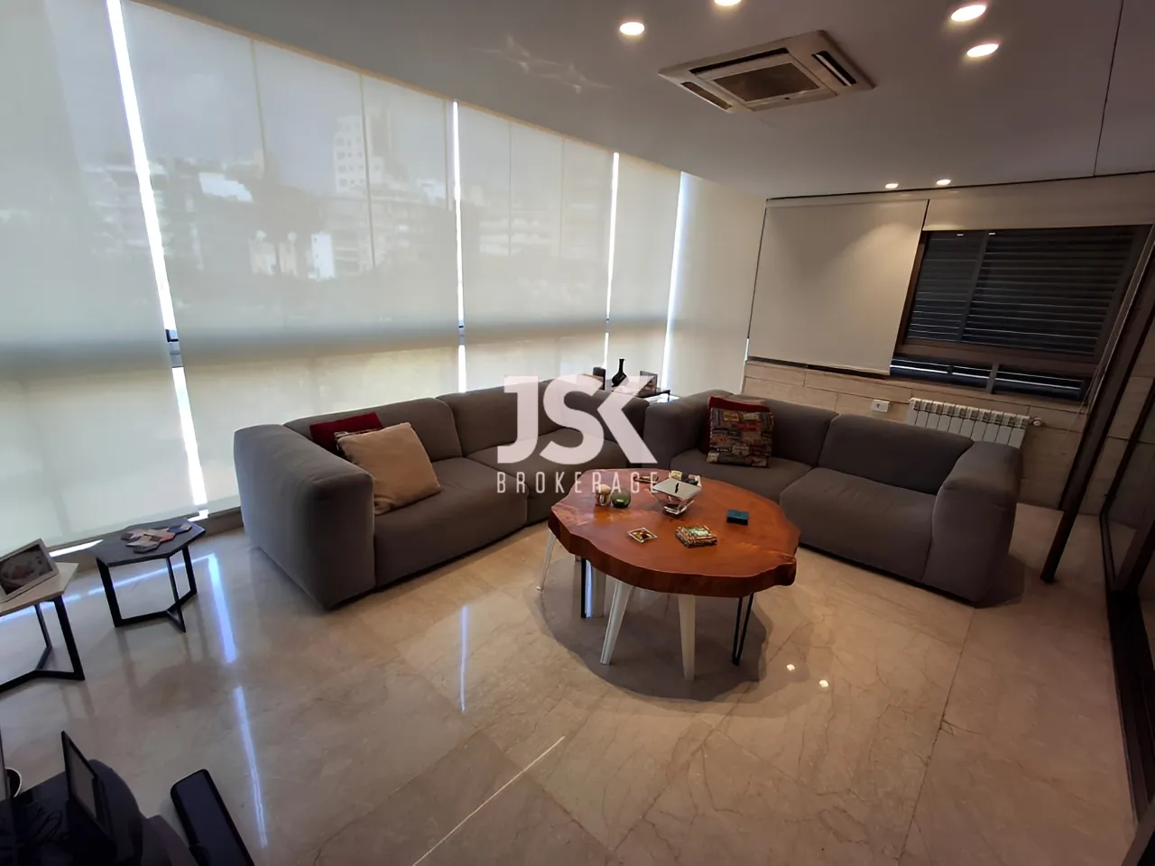 Apartment for Rent in Sioufi