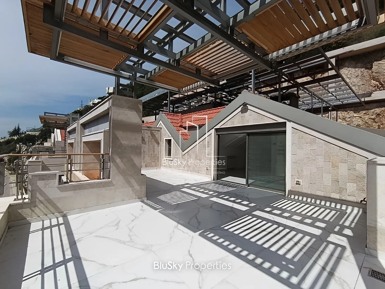 Duplex for Sale in Adma - 4 bed, 5 bath