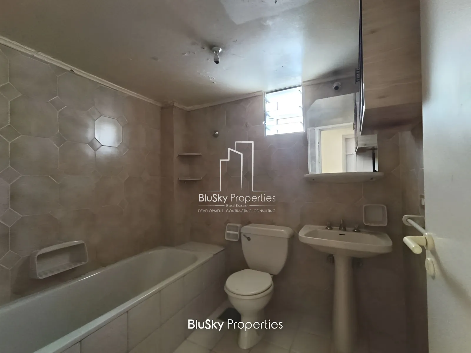 Apartment for Sale in Bouar