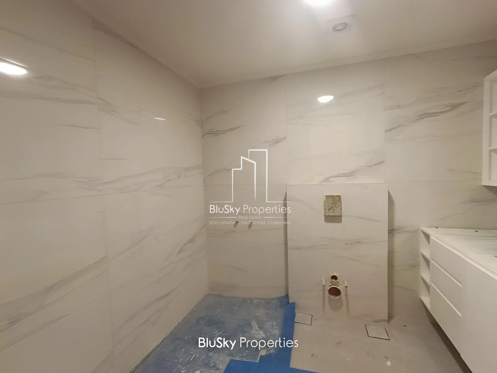 Apartment for Sale in Adma