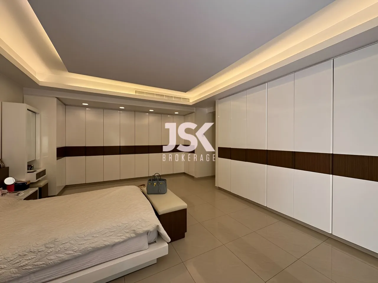 Duplex for Sale in Montiverdi