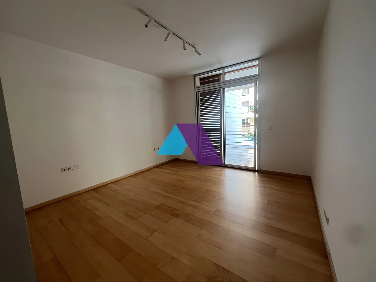 Apartment for rent in Saifi Village