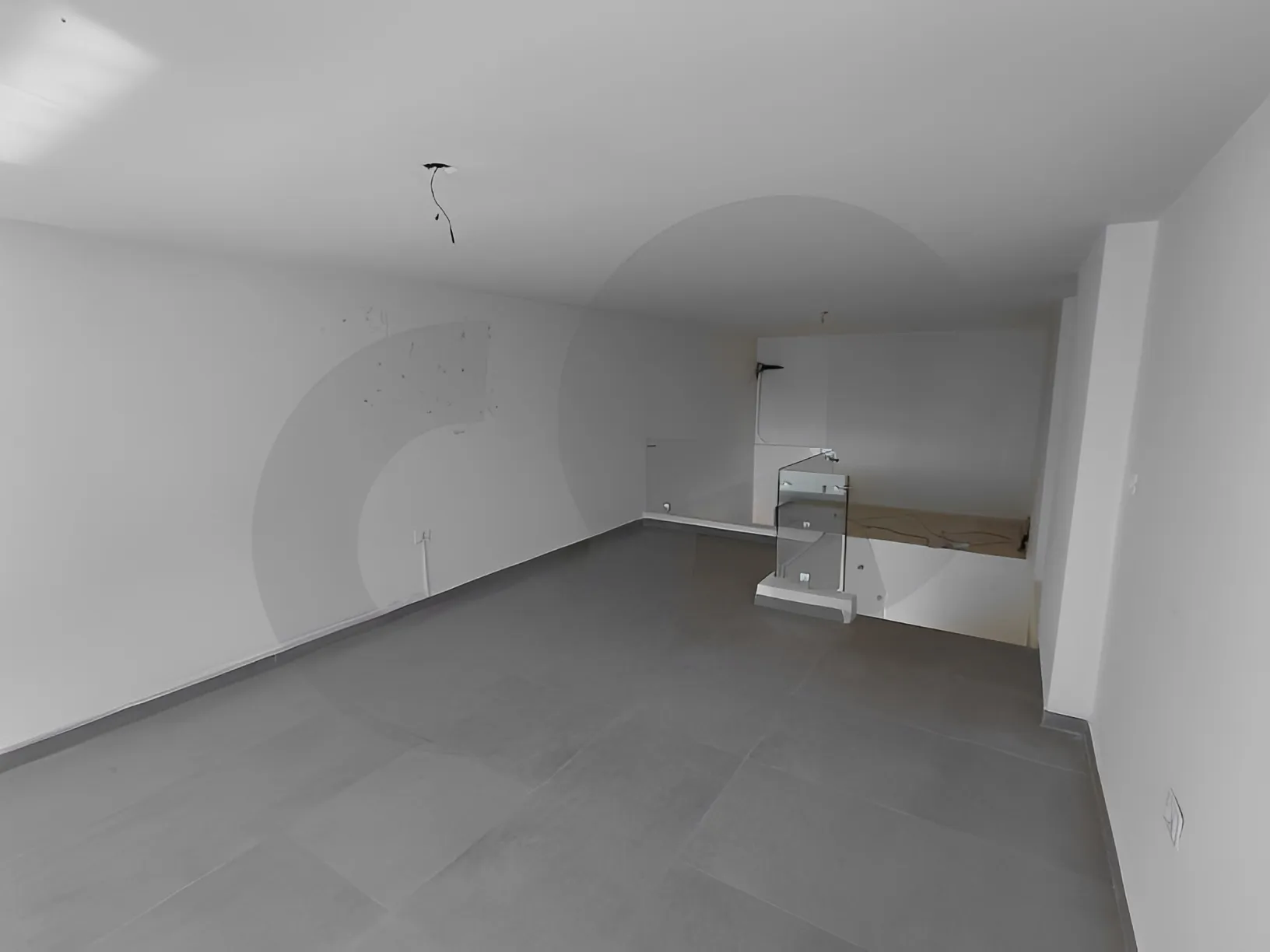 Office for Rent in Dekwaneh