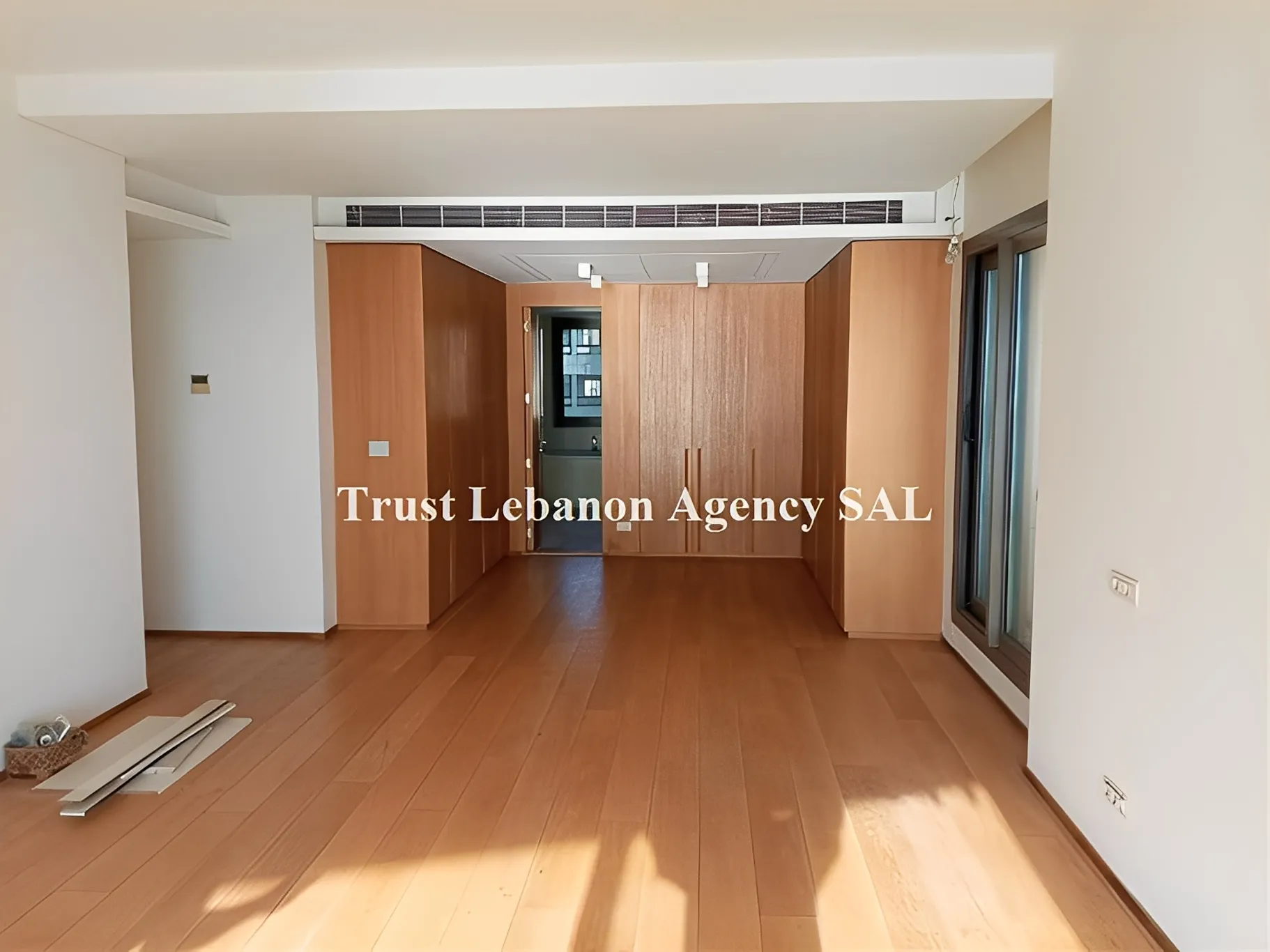 Apartment for Sale in Raouche Beirut Lebanon - 4 bed, 5 bath