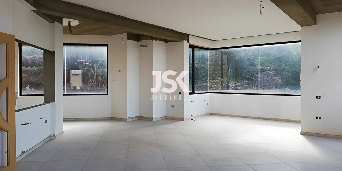 Villa for Sale in Qornet El Hamra, Lebanon