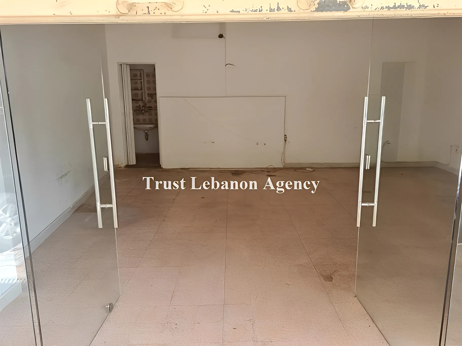 Shop for rent in Metn, Jdeideh