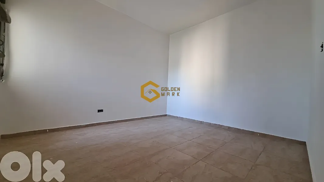 Apartment for Sale in Qornet El Hamra