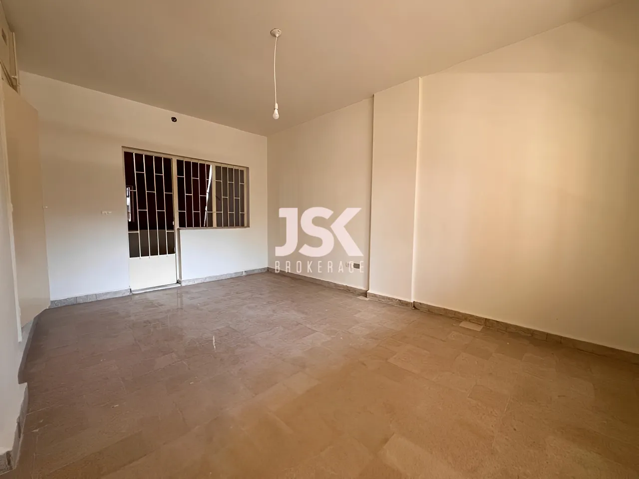 Apartment for Rent in Achrafieh - 3 bed, 2 bath