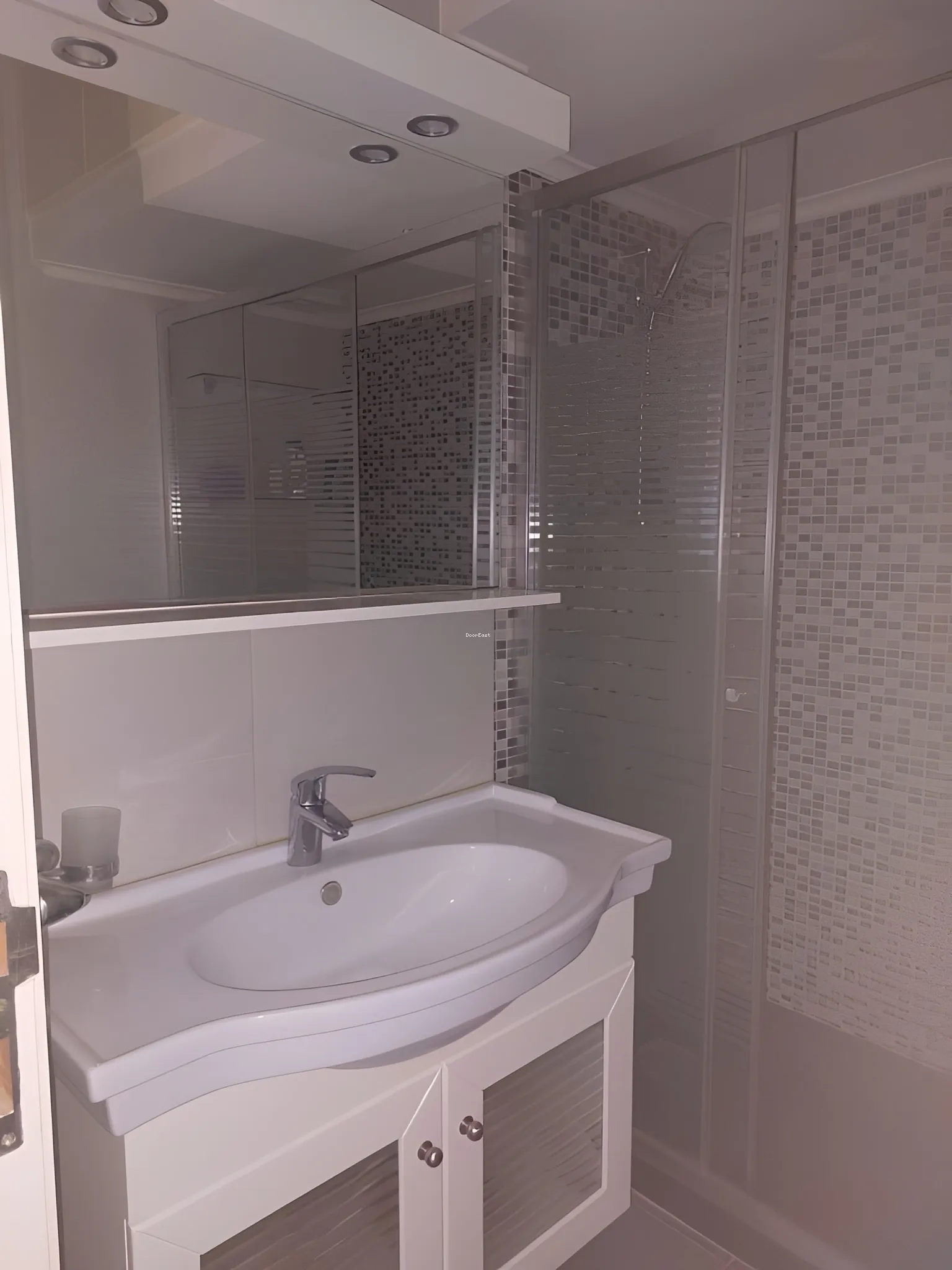 Apartment for rent in Aamchit