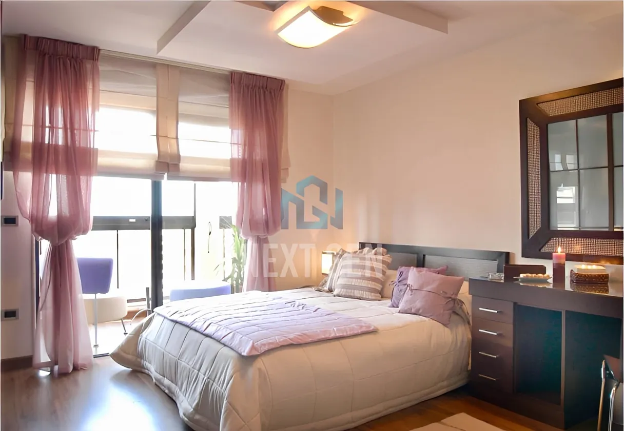 Apartment for sale in Ain Al Mraiseh, Beirut, Lebanon