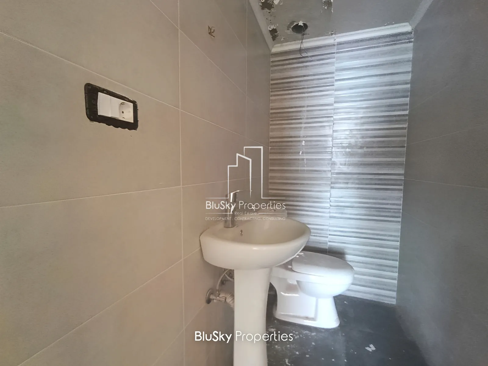 Apartment for Sale in Tabarja