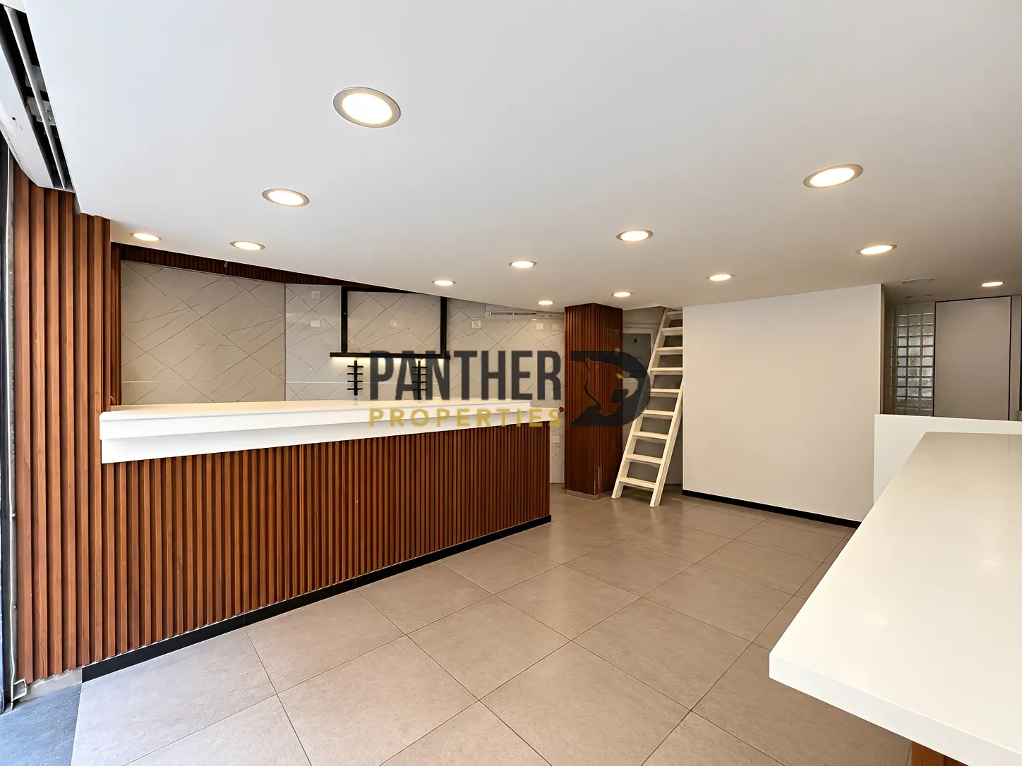 Restaurant for rent in Achrafieh