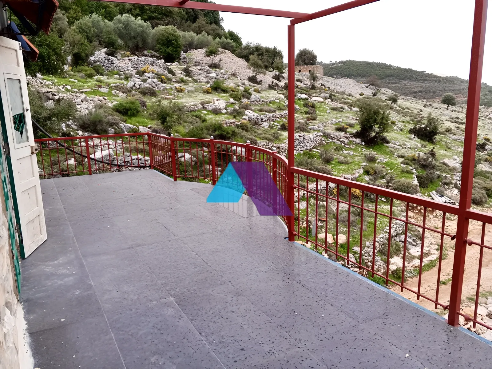 Villa for Sale in Assia