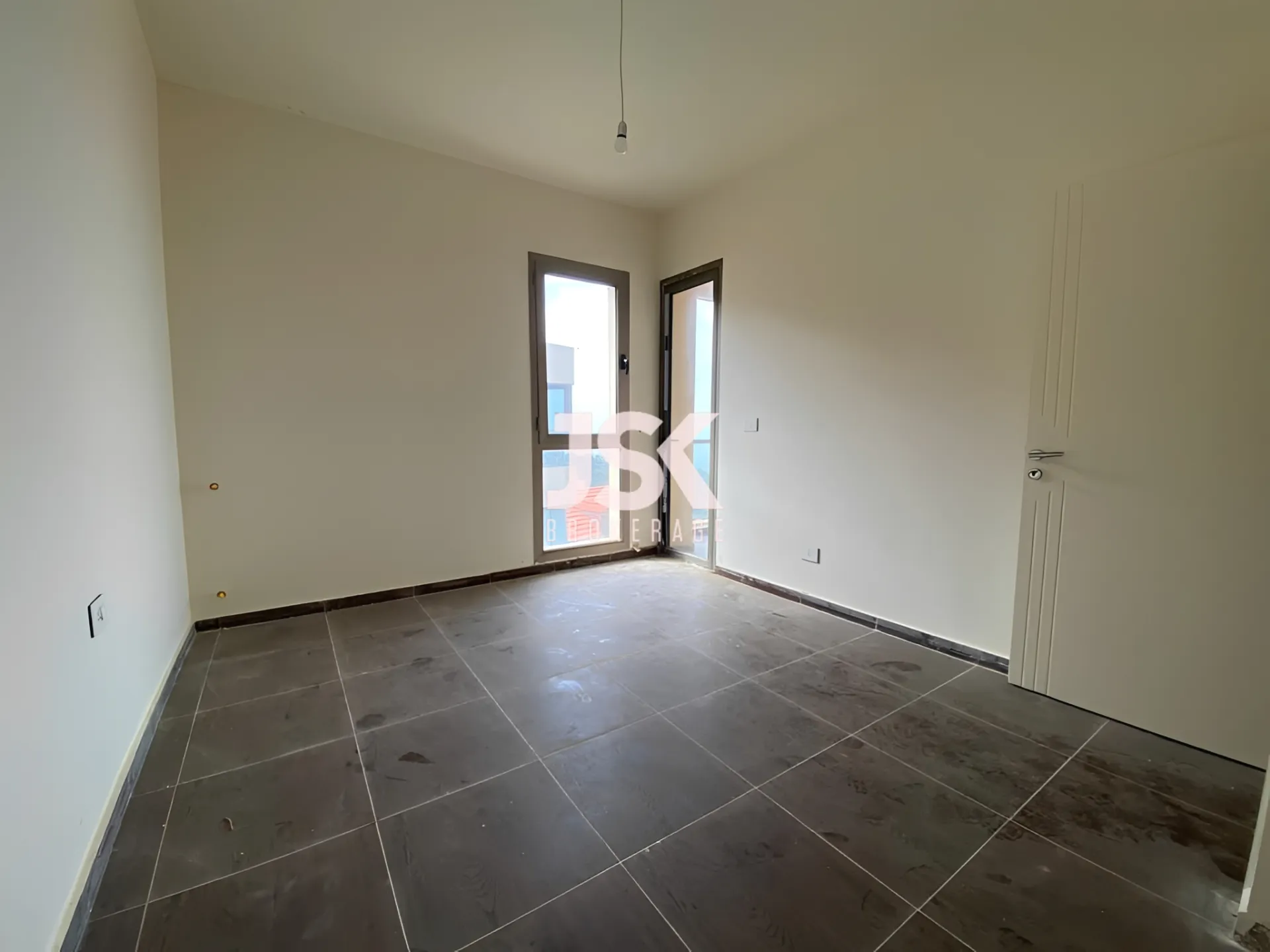 Apartment for Sale in Halat