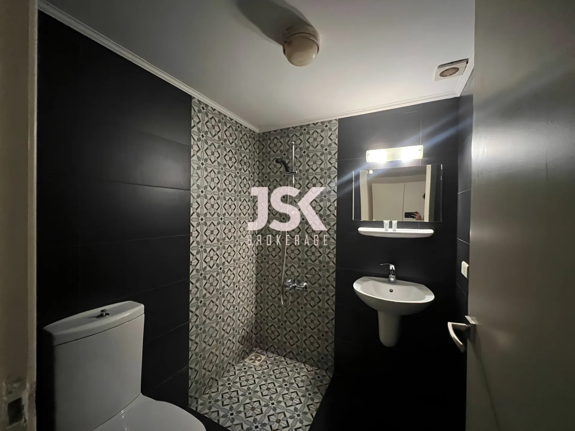 Hotel for Sale in Kfar Hbab