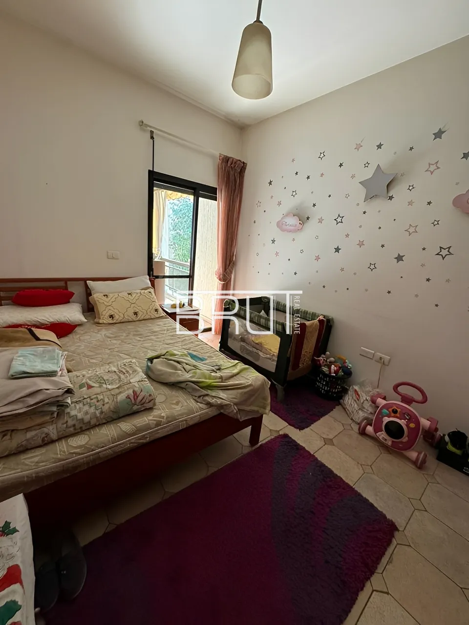 Apartment for Sale in Haret Sakher