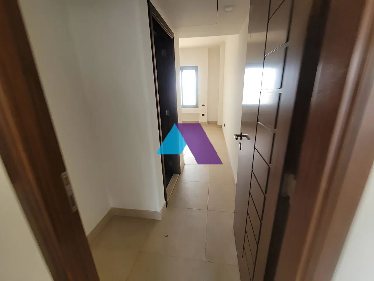 Apartment for sale in Ramlet El Baida, Beirut, Lebanon - 3 bed, 5 bath