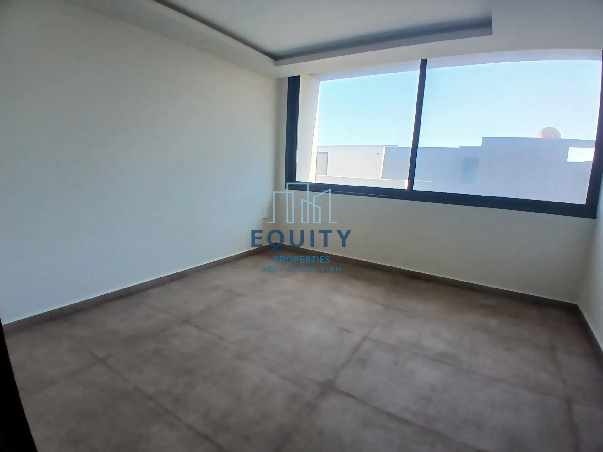 Apartment for sale in qalamoun - 4 bed, 3 bath