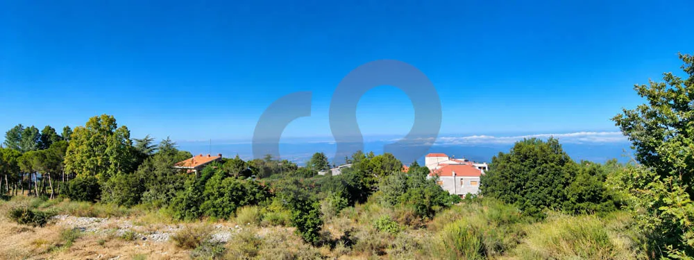 Land for Sale in Rayfoun