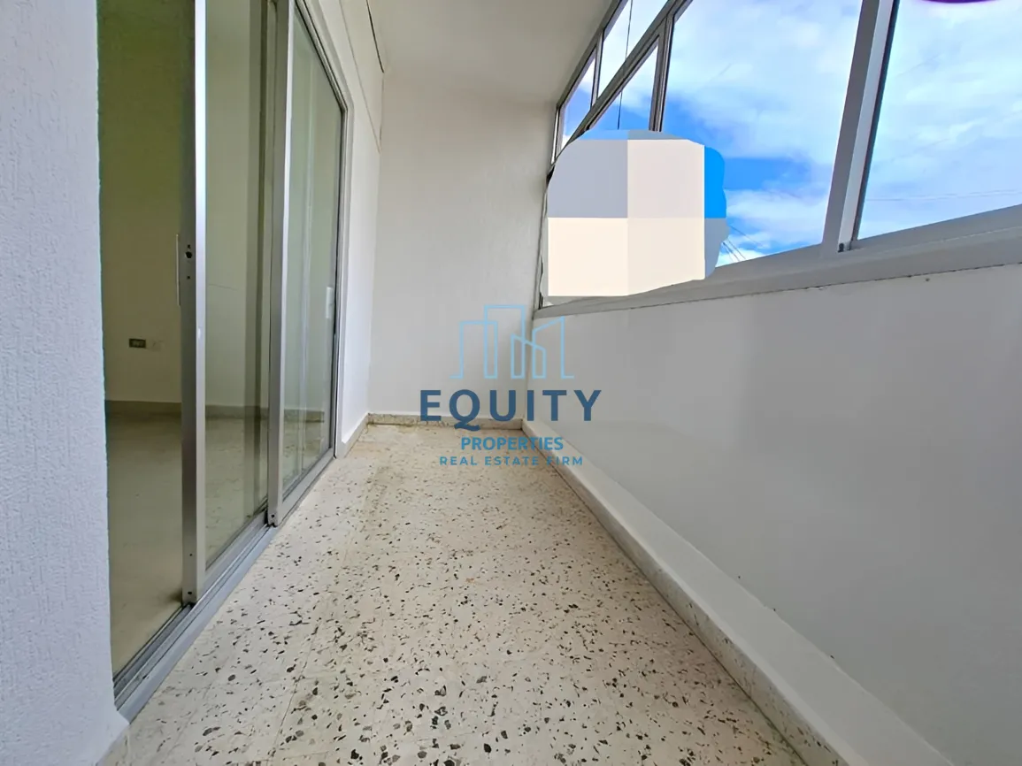 Office for rent in Haret Sakher, Lebanon