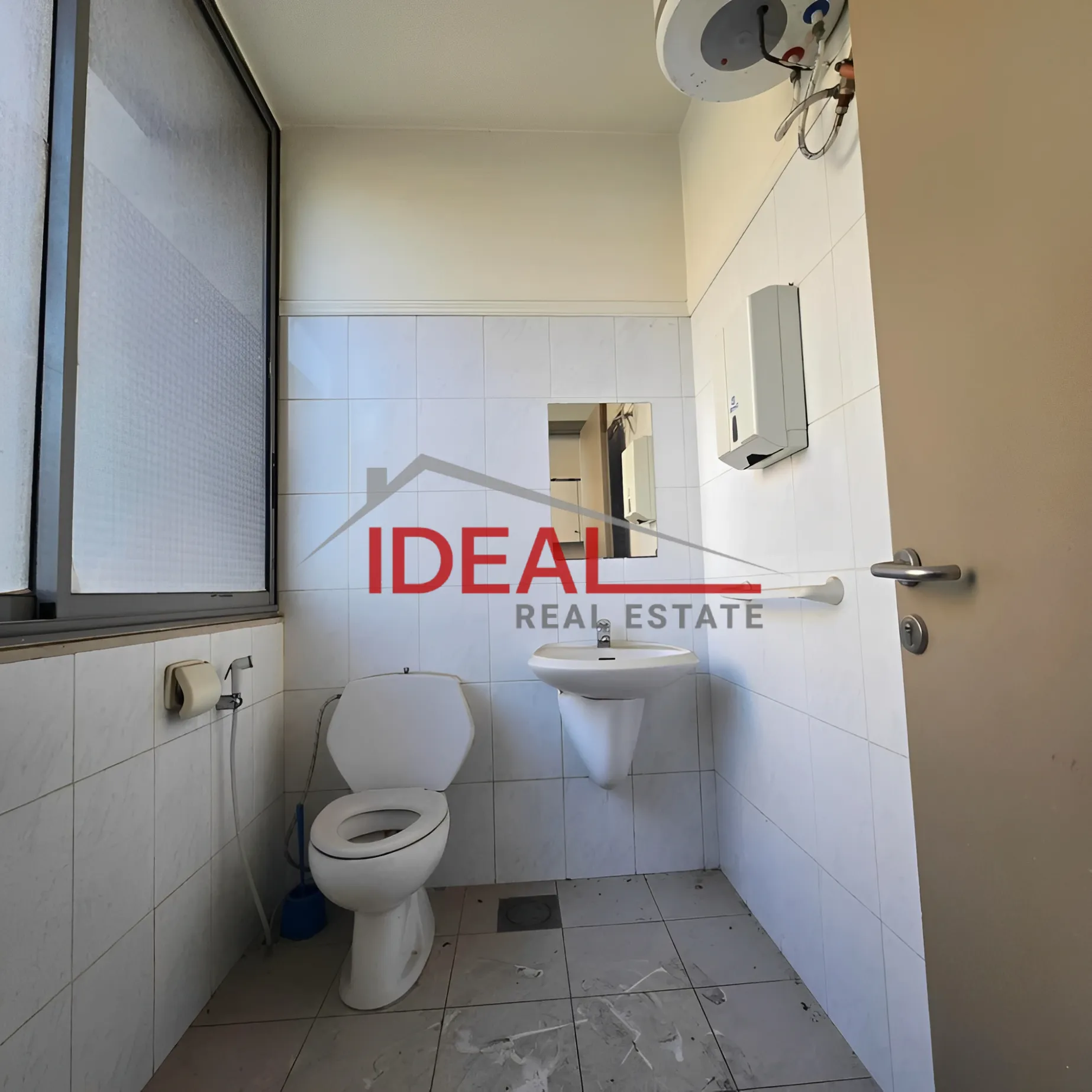 Office for Rent in Ain el remmeneh, baabda
