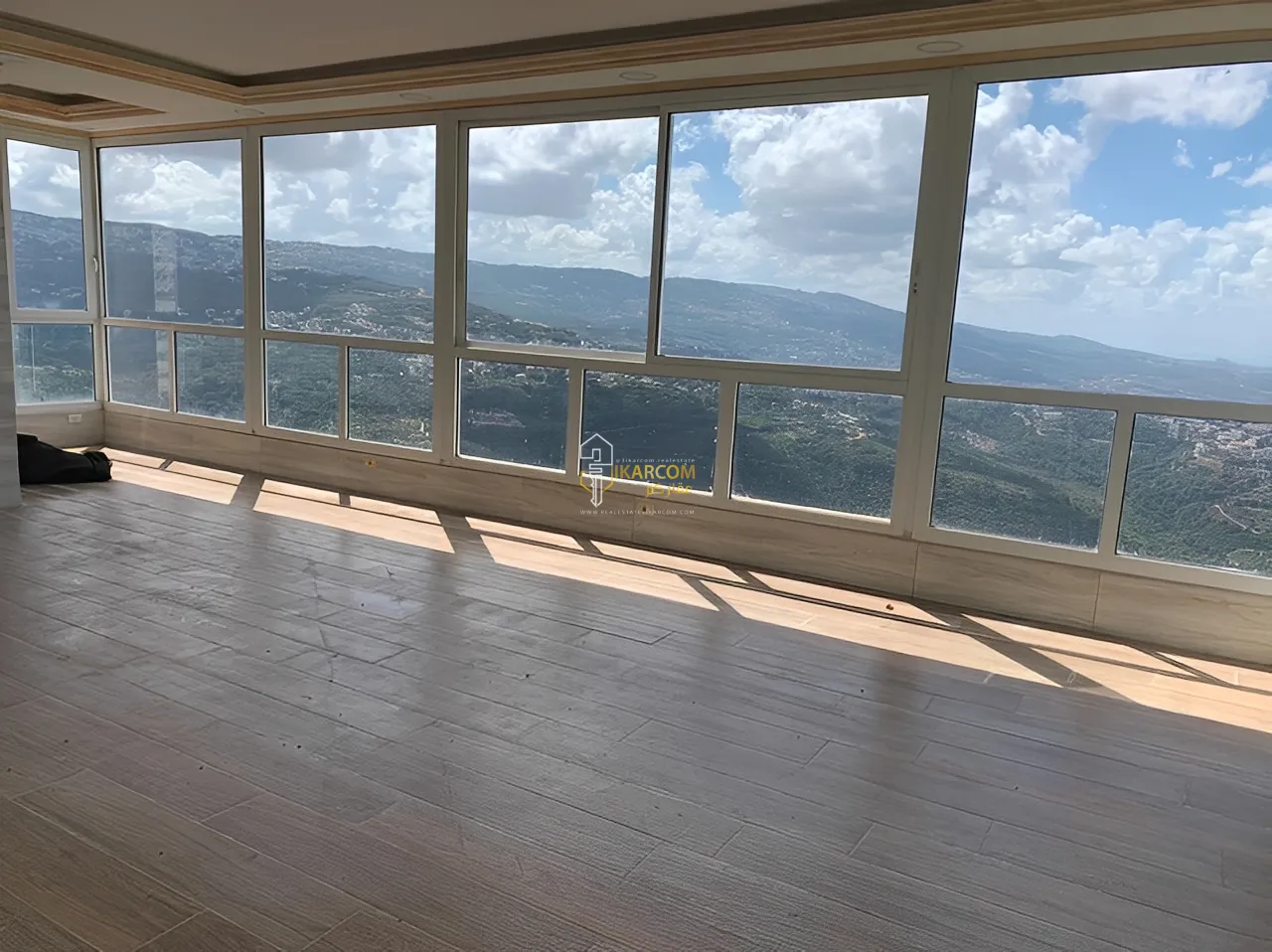 Villa for Sale in Beit Meri