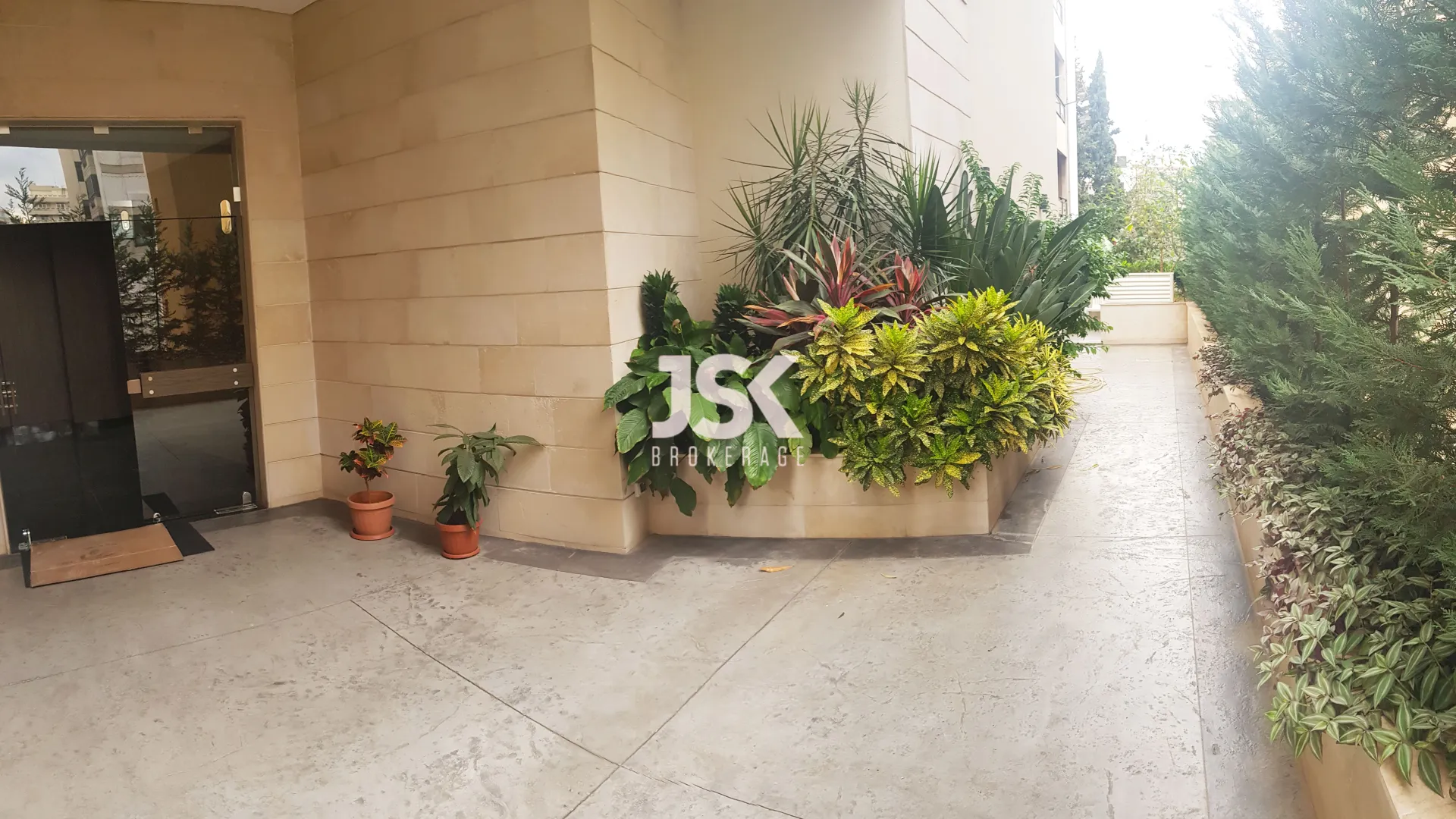 Apartment for Sale in Zouk Mosbeh