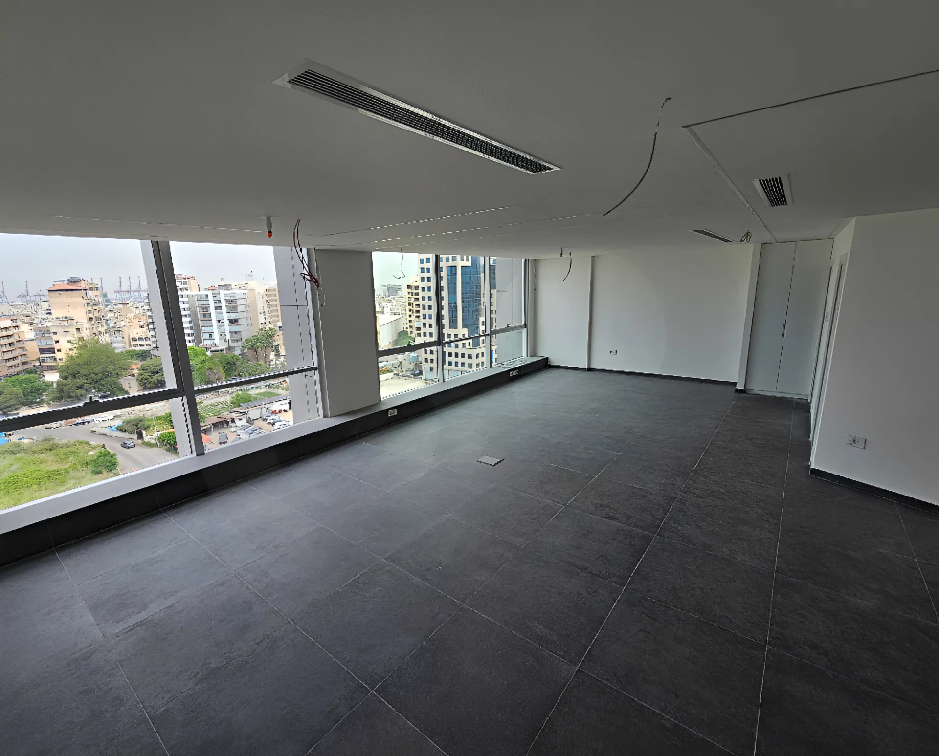 Commercial Property for Rent in Sin El Fil