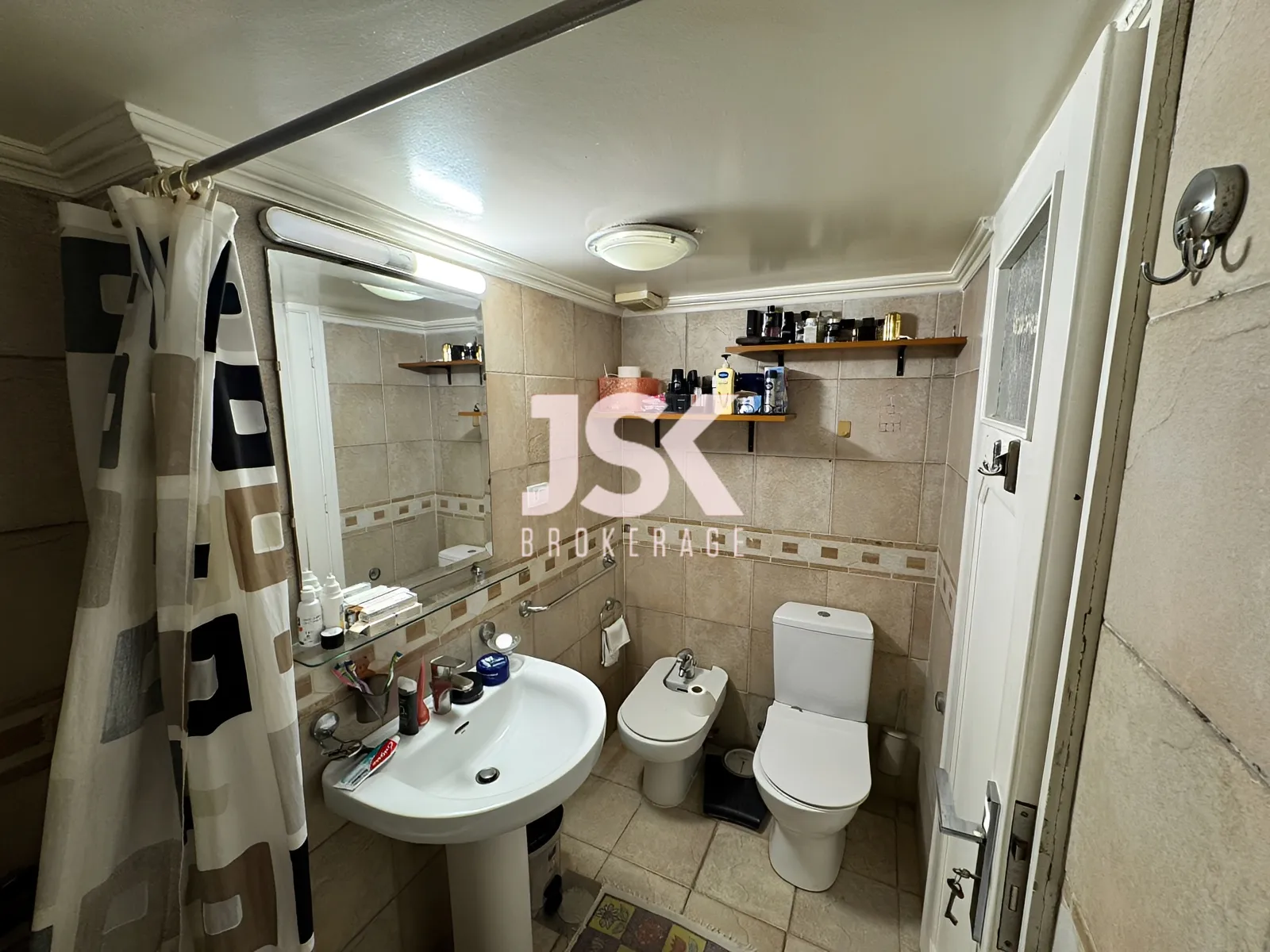 Apartment for Sale in Ras Beirut