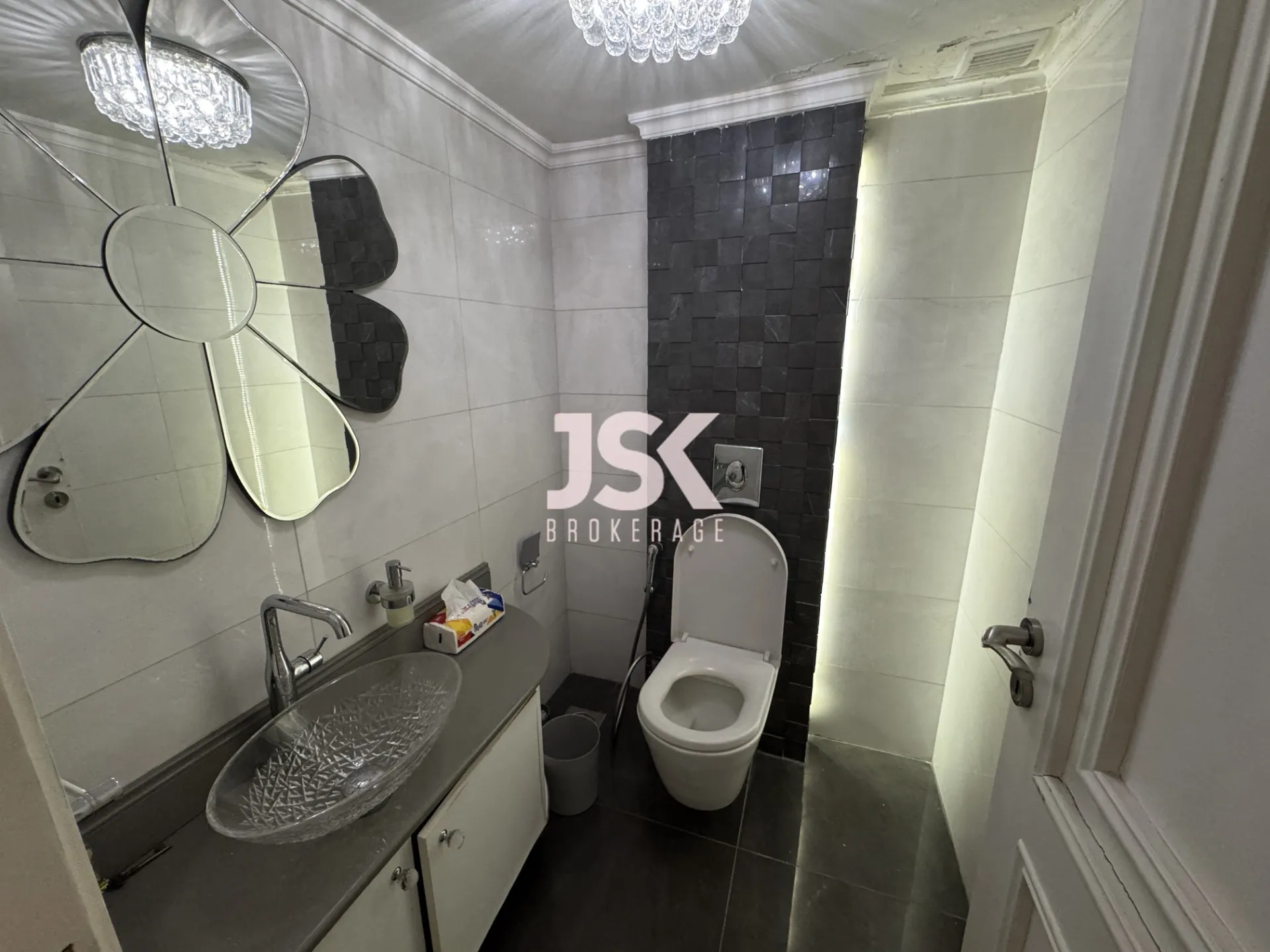 Apartment for Sale in Ras