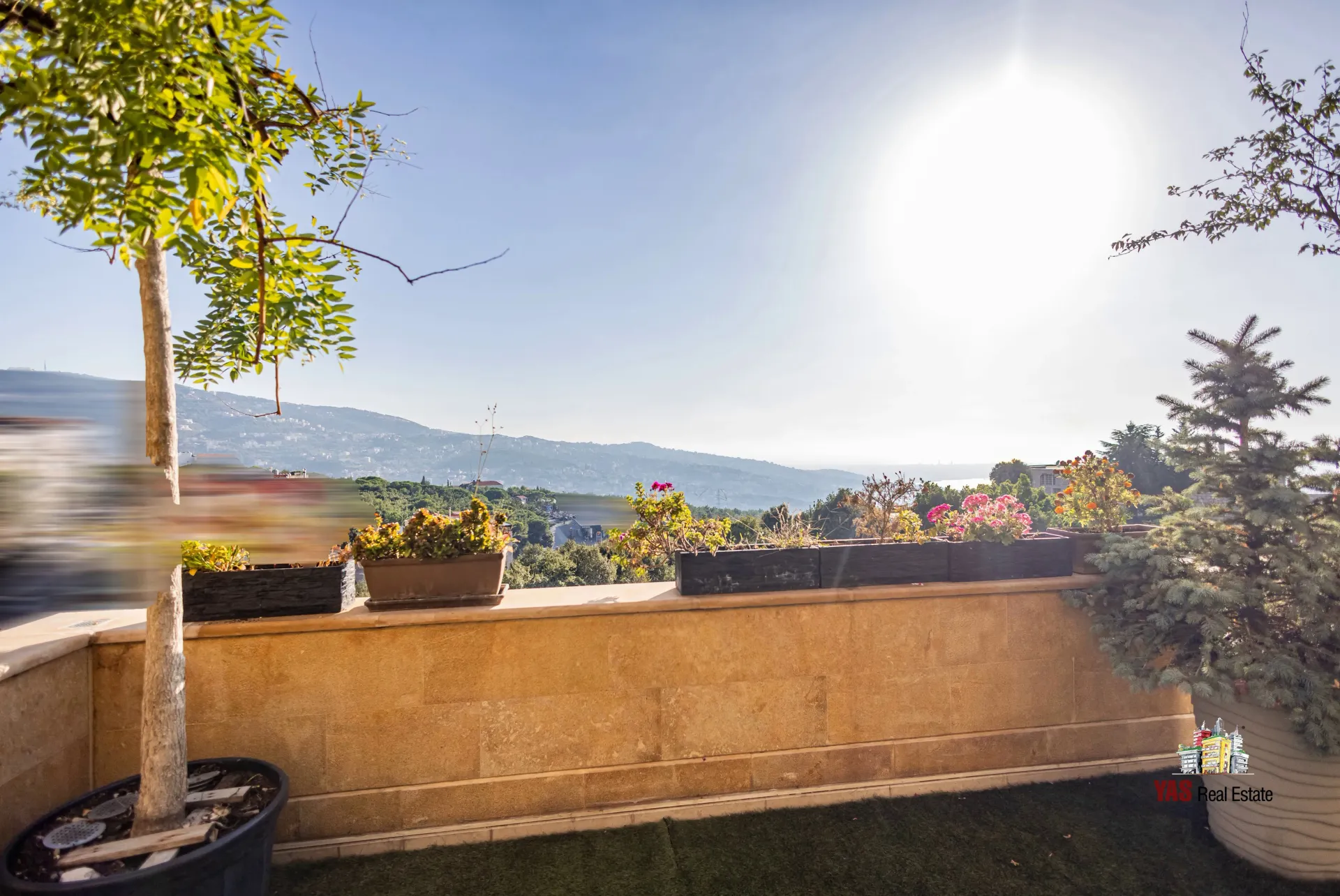 Apartment for Sale in Ballouneh
